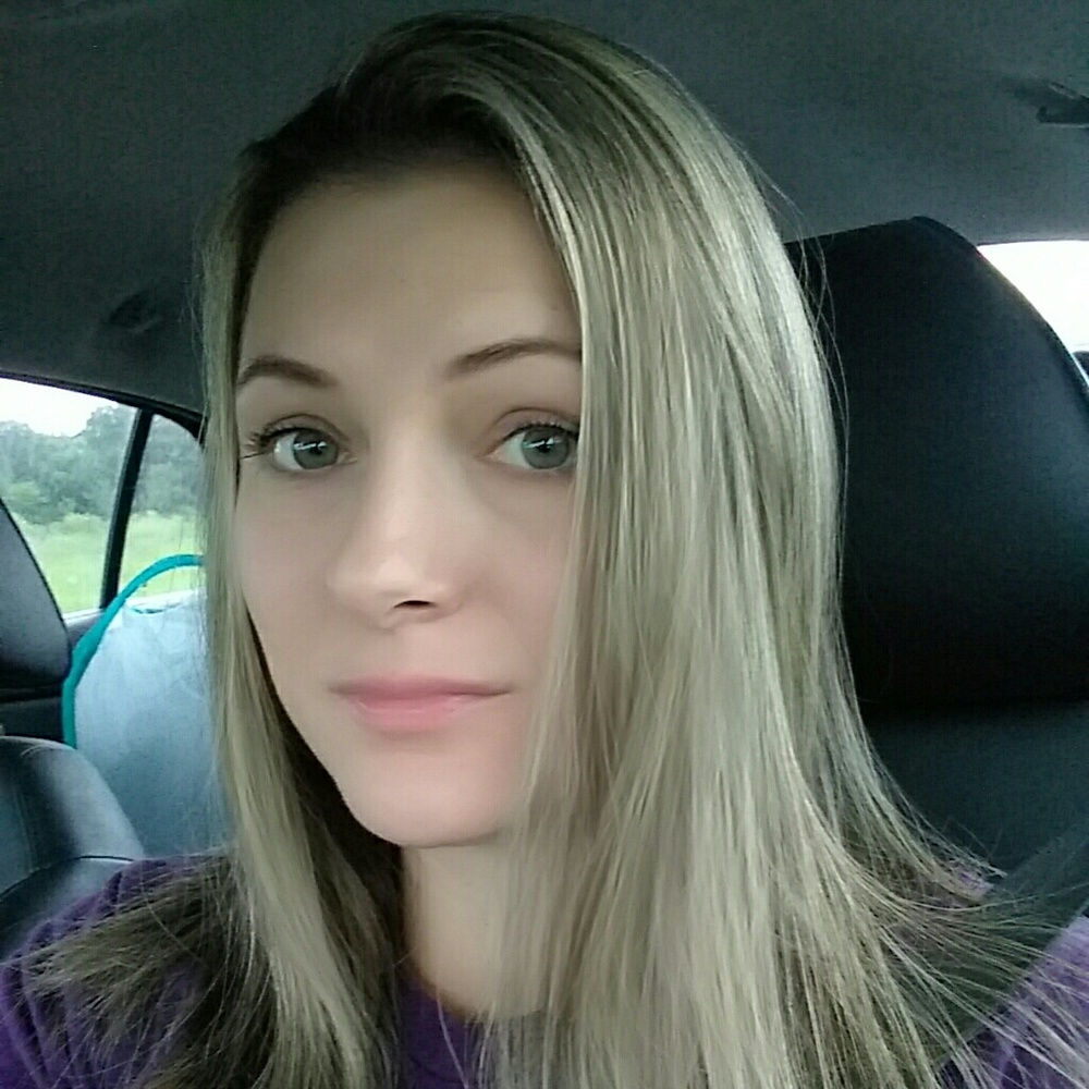 Meet your Posher, April